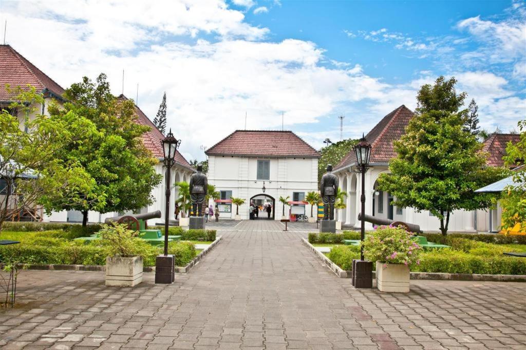 Hotel Oyo 3267 Omah Suryo Yogyakarta Esterno foto
