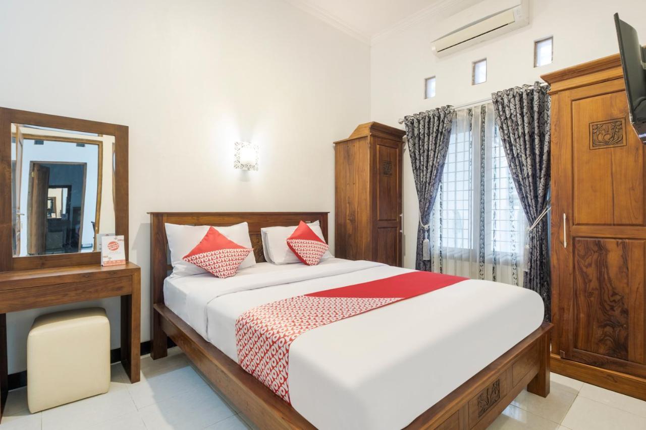 Hotel Oyo 3267 Omah Suryo Yogyakarta Esterno foto