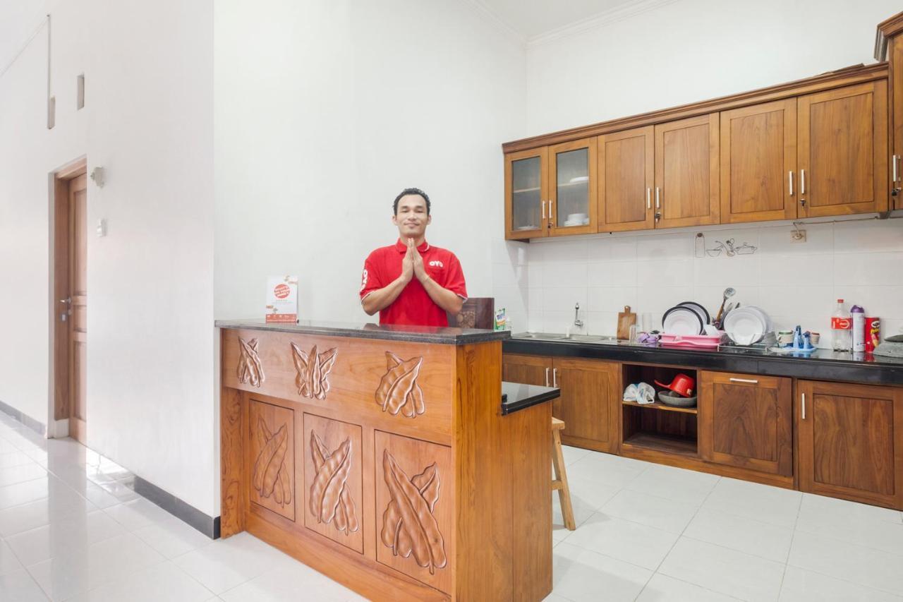 Hotel Oyo 3267 Omah Suryo Yogyakarta Esterno foto