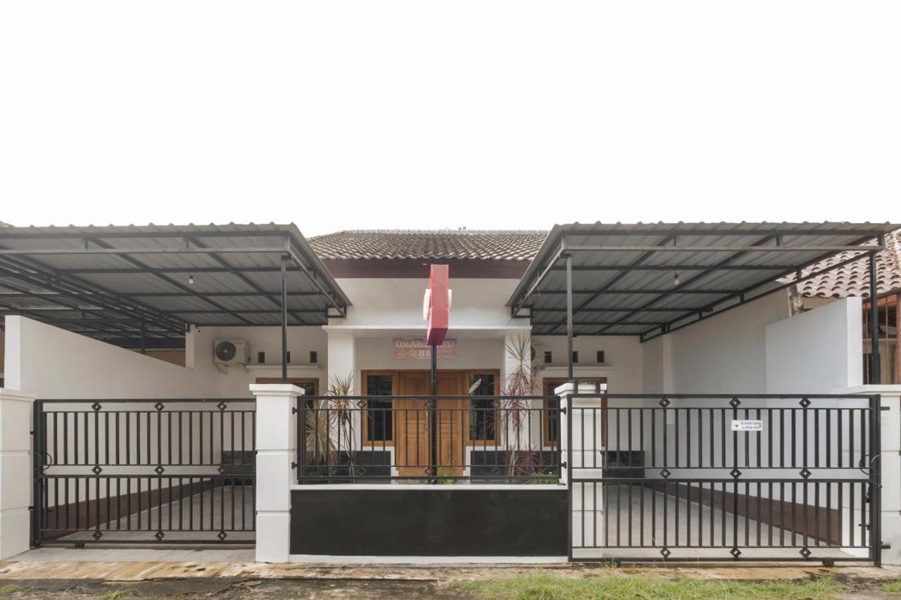 Hotel Oyo 3267 Omah Suryo Yogyakarta Esterno foto
