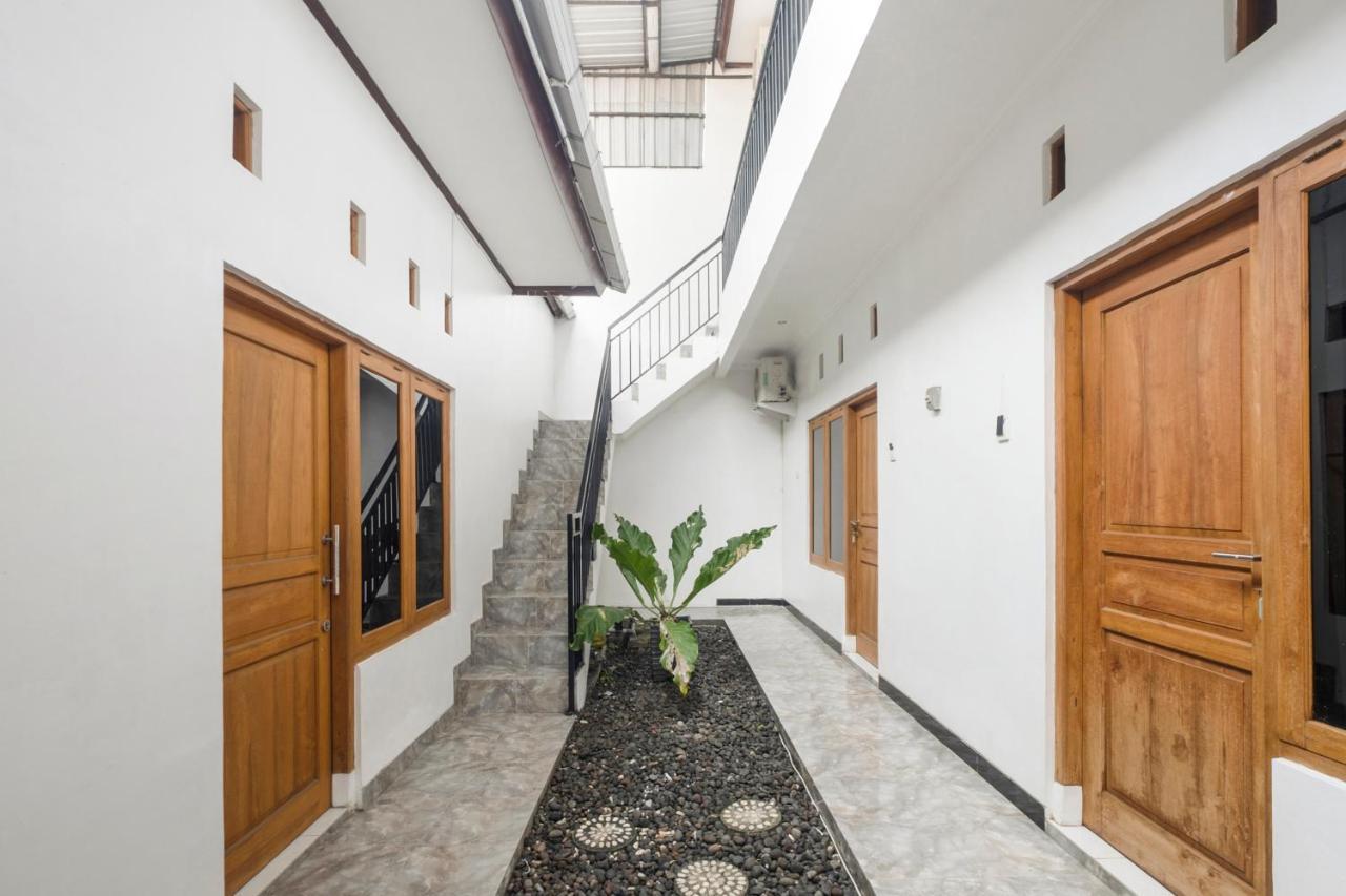 Hotel Oyo 3267 Omah Suryo Yogyakarta Esterno foto